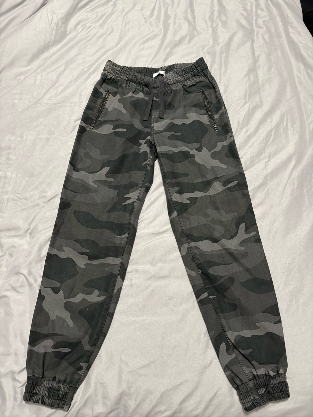 TNA Gray & Charcoal Camo Joggers